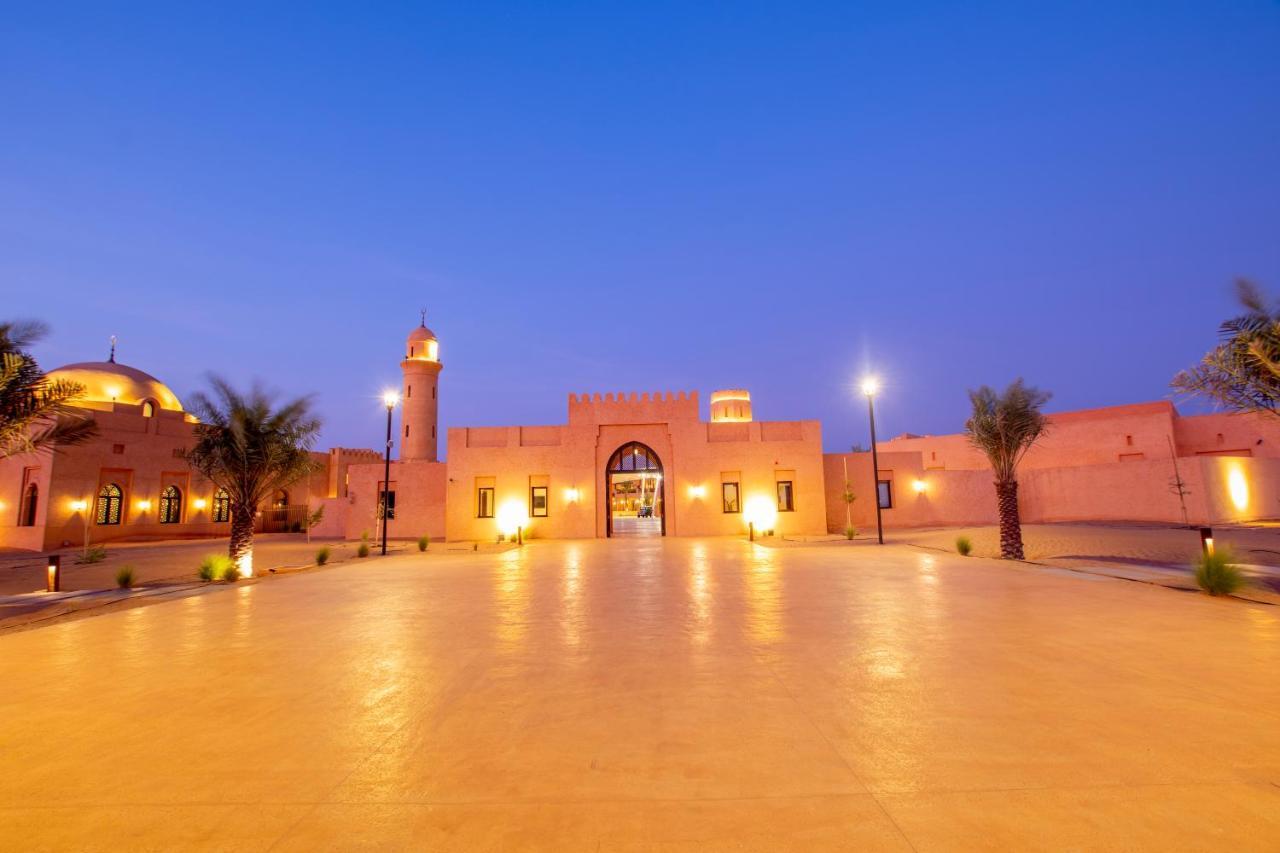 Al Badayer Retreat By Sharjah Collection Hotell Margham Eksteriør bilde The main entrance of the hotel