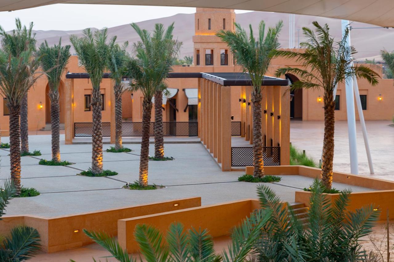 Al Badayer Retreat By Sharjah Collection Hotell Margham Eksteriør bilde Al-Qasr Al-Watan, the palace of the Kingdom of Jordan